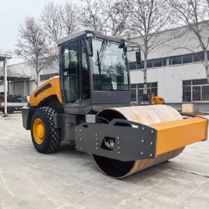 座駕壓路機(jī)STS08